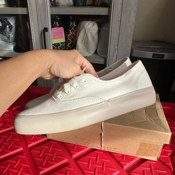 Keds Cream Canvas Lace-Up Sneakers, Size 6.5 - Picture 6 of 8